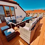Z Tarasem Plaza 22 Апартаменты *