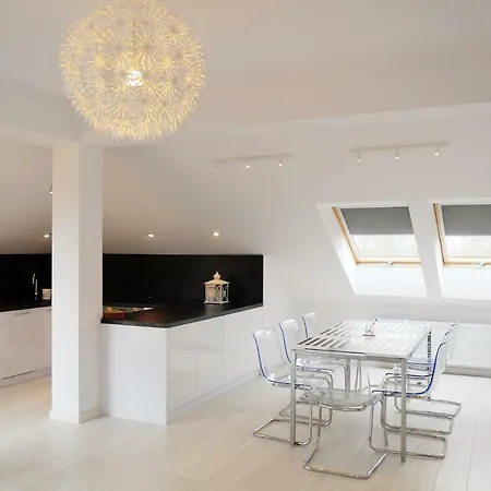 Z Tarasem Plaza 22 Rogowo (Gryfice)