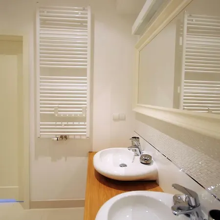 Z Tarasem Plaza 22 Rogowo (Gryfice)