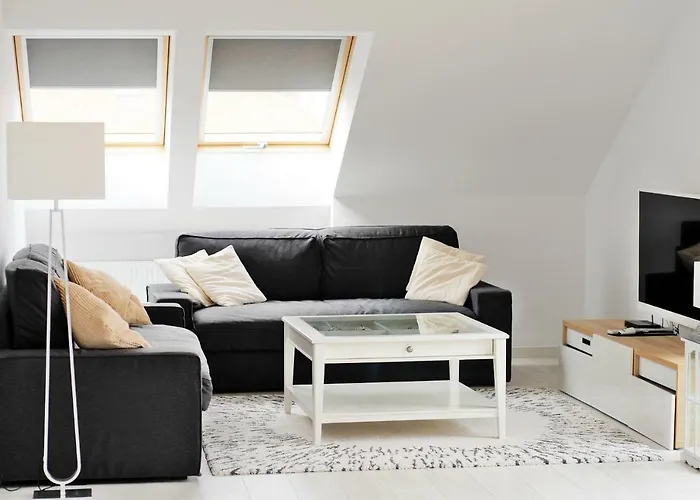 Z Tarasem Plaza 22 * Rogowo (Gryfice)